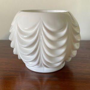 Vintage milk glass vase or planter